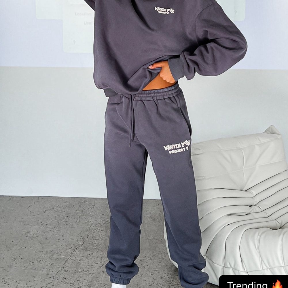 White fox project 5 sweatpants in volcanic size xs